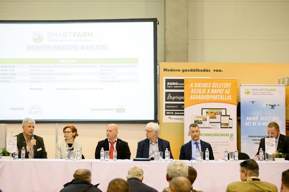 A Smartfarm konferencia egyik panelbeszélgetése