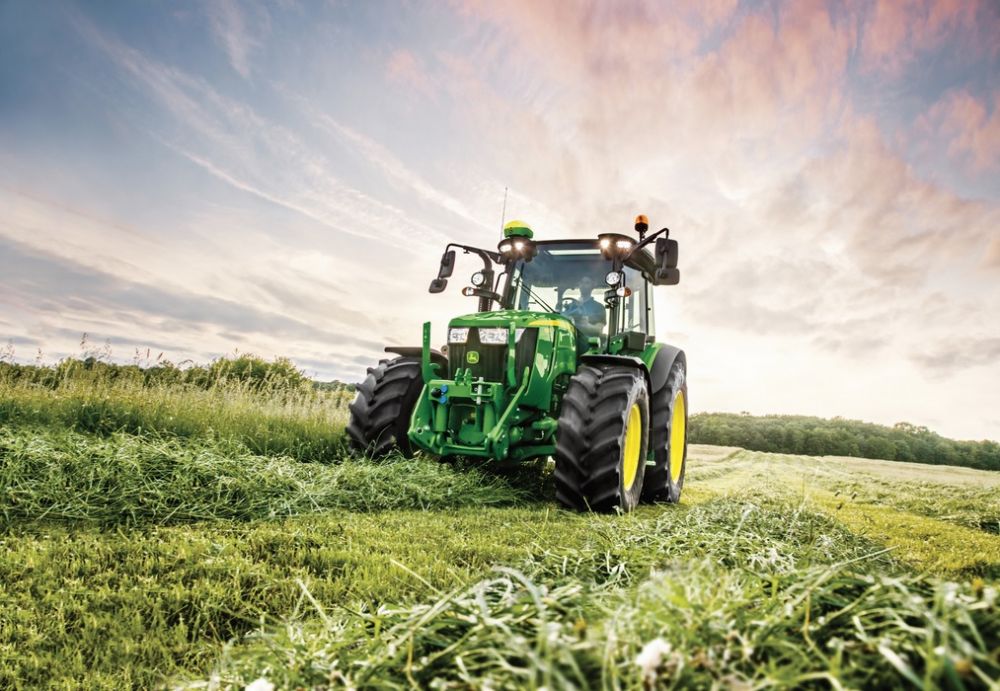 John Deere 5R traktor