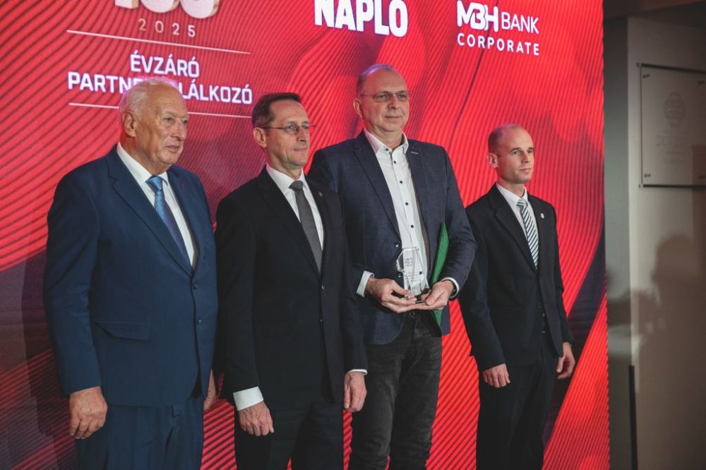 Idén is díjazottak lettünk a Hajdú-Bihar Vármegyei Kereskedelmi és Iparkamara TOP 100 évzáró partnertalálkozóján