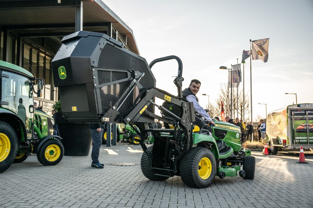 Elengedhetetlen a rendszerszemlélet és innováció a sportpálya-fenntartásban