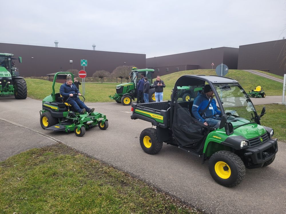 Nálunk a partnerség egy közös utazás – Szakmai élmények a John Deere szívében