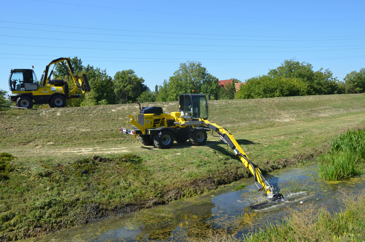 Csatornatisztítás közben az ENERGREEN