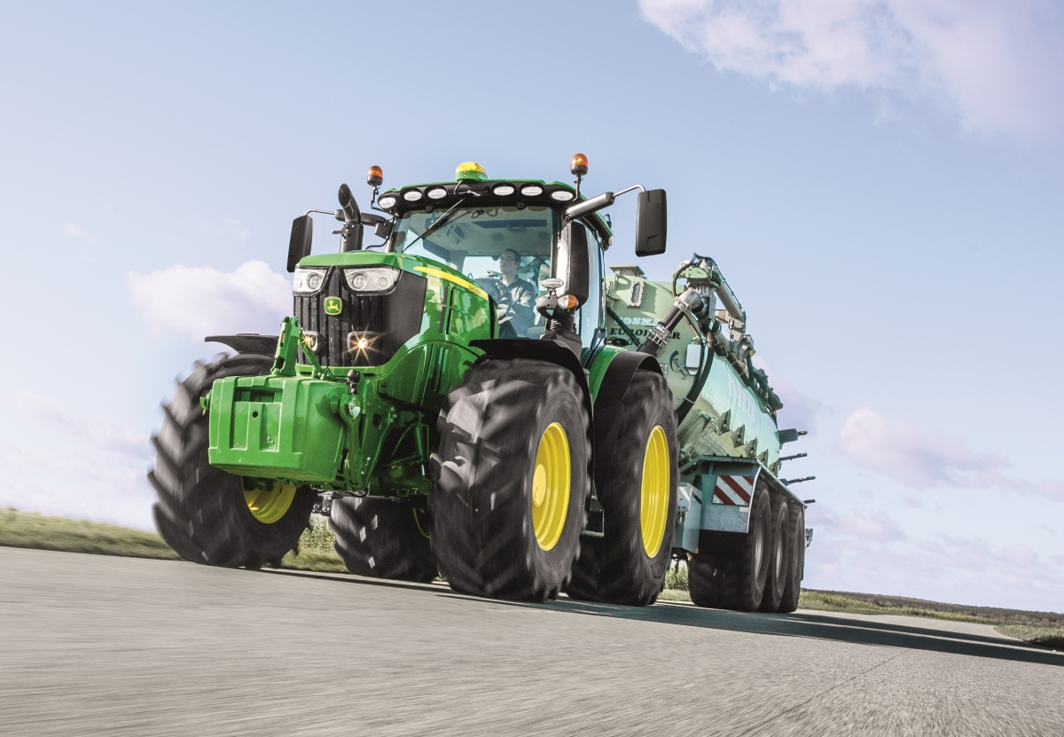 John Deere 6R traktor