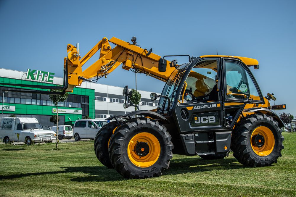 JCB loadlall
