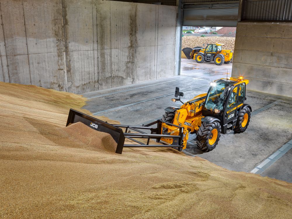JCB Agri